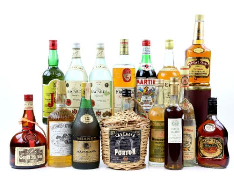 Fifteen bottles of spirits to include one bottle of Napoleon Brandy (1L), one bottle of Royal Oak Select Trinidad Rum in tin,