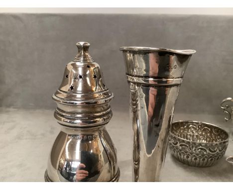 Hallmarked silver embossed basin &amp; cream jug 3.14ozt &amp; scallop shell, London 1930 1.5ozt, sauce boat, Birmingham, 2.5