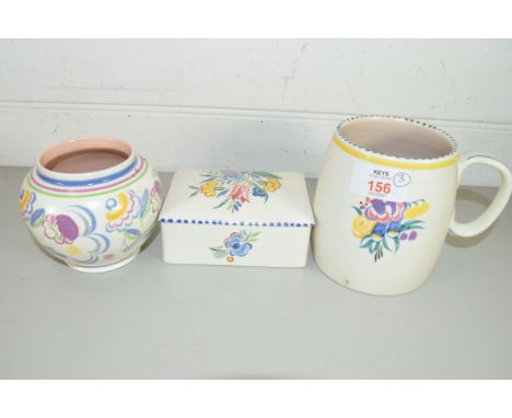 POOLE POTTERY ITEMS COMPRISING SMALL VASE, TRINKET BOX AND A TANKARD