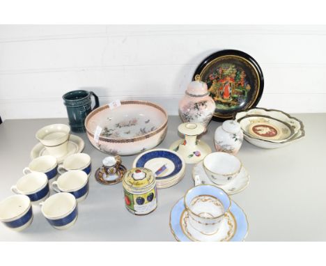 MIXED LOT OF CERAMICS TO INCLUDE 20TH CENTURY NYMPHENBURG CUP AND SAUCER, GRINDLEY COFFEE CUPS AND SAUCERS, ST MICHAEL ORIENT