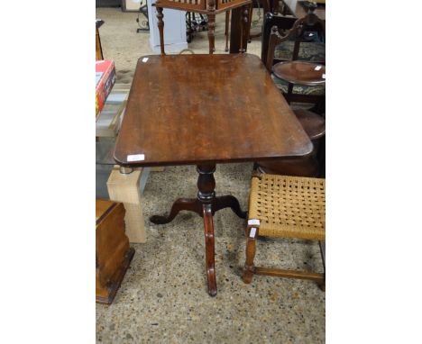 VICTORIAN MAHOGANY PEDESTAL TABLE WITH RECTANGULAR TOP OVER A TURNED COLUMN AND TRIPOD BASE, 76CM WIDE