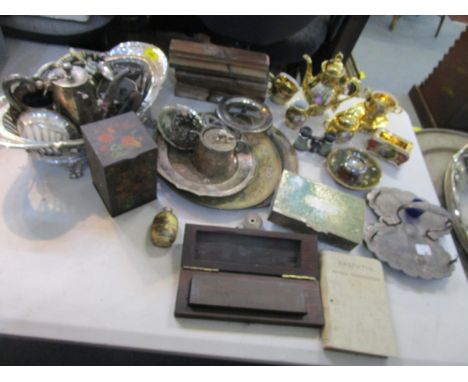 A mixed lot to include silver and silver plate, A Chinese snuff box, woodworking wooden tools and other items 
