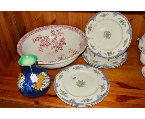 A SMALL GROUP OF ROYAL DOULTON CERAMICS to include a circa 1930's baluster shaped vase, approximate 19cm, a Doulton wash basi