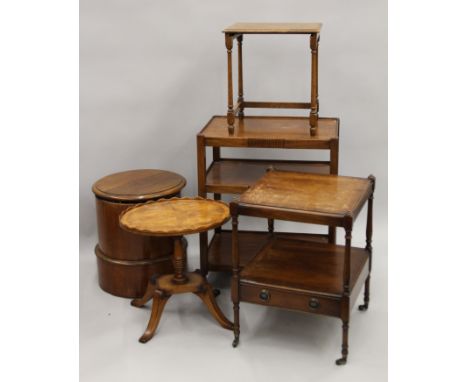 An oak tea trolley, three side tables and a commode. 