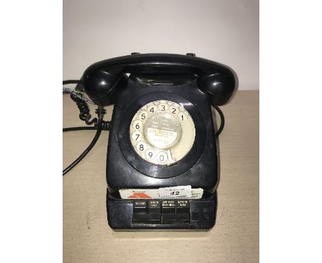 VINTAGE BLACK TELEPHONE