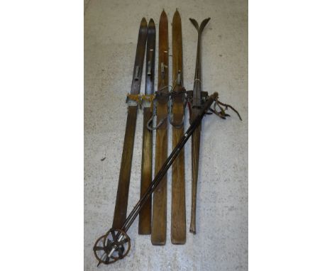 Three pairs of vintage wooden skis to include a pair of Attenhoffr downhill skis and a pair of Nibelungen Spezial skis, toget