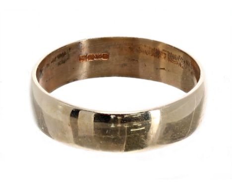 (ref. 04-478) 9ct Band ring (1.6gm)