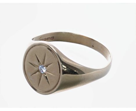 (ref. 22866) 9ct Stone set signet ring (6.8gm)