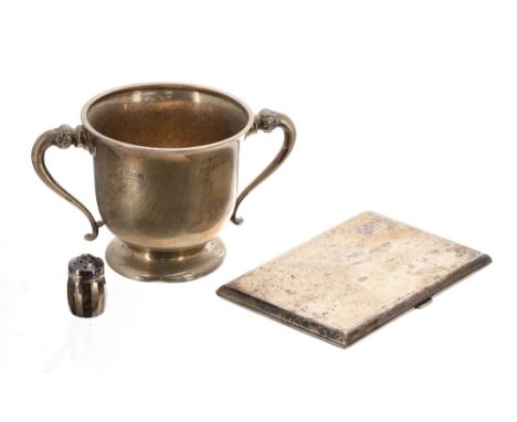 George V silver twin-handled cup, maker William Neale &amp; Son Ltd, Birmingham 1925, 3.25" high; also an Edwardian silver ci