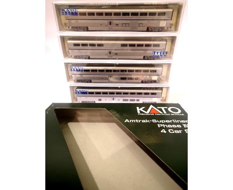 Kato Amtrak Superliner four car set A. P&amp;P Group 1 (£14+VAT for the first lot and £1+VAT for subsequent lots) 