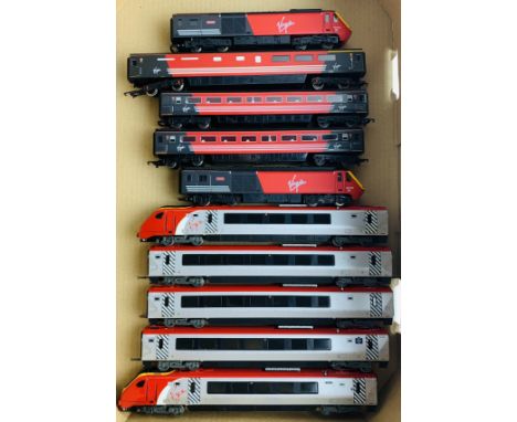 Bachmann OO 5x Car Virgin Voyager &amp; Hornby 5x Car Virgin HST - Unboxed. P&amp;P Group 3 (£25+VAT for the first lot and £5