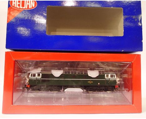 Heljan CL26 26641 D5302 BR Green. P&amp;P Group 1 (£14+VAT for the first lot and £1+VAT for subsequent lots) 