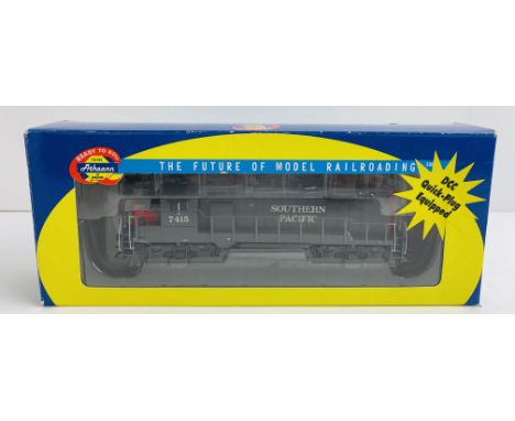 Athearn 91721 Southern Pacific GP35. P&amp;P Group 2 (£18+VAT for the first lot and £3+VAT for subsequent lots) 