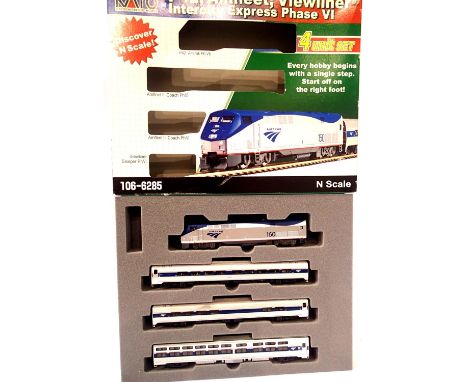 Kato starter series P42 Amfleet Viewliner loco and three coaches. P&amp;P Group 1 (£14+VAT for the first lot and £1+VAT for s