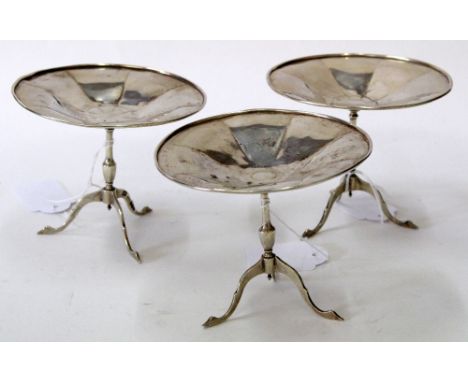 THREE EARLY 20TH CENTURY SILVER MINIATURE TRIPOD TABLES by Roberts and Belk Limited, each 12cm diameter x 10cm in height (3)