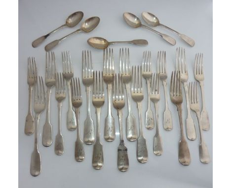 A set of William IV and Victorian silver Fiddle pattern cutlery, Mary Chawner, London, 1833 & 1837, comprising: a table fork 