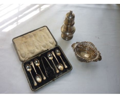 A Victorian silver bon bon dish, probably William Harrison Walter, London, 1894, the oval body pierced and chased with scroll