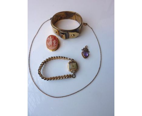 A lady's 14ct gold wristwatch, Hapden, the square dial with gilt Arabic numerals, flanked above and below with a single-cut d