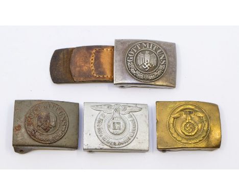 4 x WWII era German belt buckles, to include: a German army buckle marked OTD 1941 complete with leather tab also dated 1941;