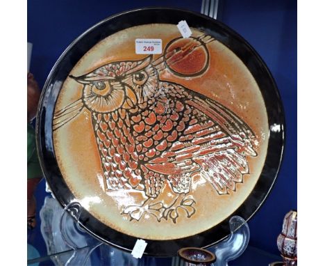 POOLE POTTERY, AN AGEAN CHARGER, decorated with an owl, 34.5cm dia.