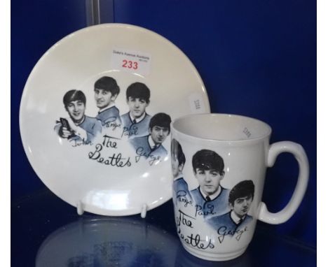 BEATLES INTEREST; A VINTAGE 1960S WASHINGTON POTTERY PLATE, depicting the Fab Four, 18cm dia and a matching mug by Broadhurst