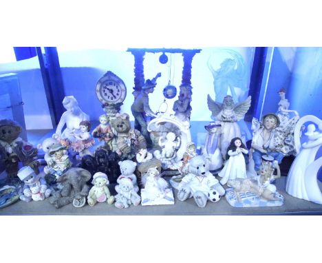 Quantity of ceramic, glass and other figurines including Leonardo collection. Not available for in-house P&amp;P. 