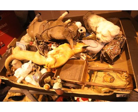 Box containing mixed ceramic animals including dogs, cats, mice etc. Not available for in-house P&amp;P 