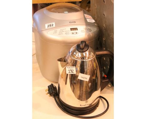 Haben electric bread maker a Russell Hobbs kettle and a lamp. Not available for in-house P&PCondition Report: All electrical 