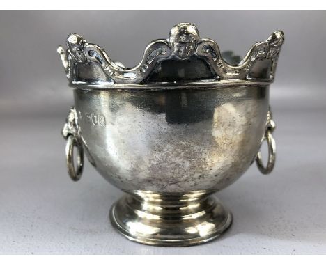 Silver hallmarked for London 1896 Victorian twin handled bowl with Lion head ring handles by maker Wakely &amp; Wheeler (Jame