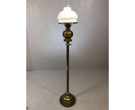 Very large extending Victorian standard oil lamp on Corinthian column and stepped circular base with white glass shade and cl
