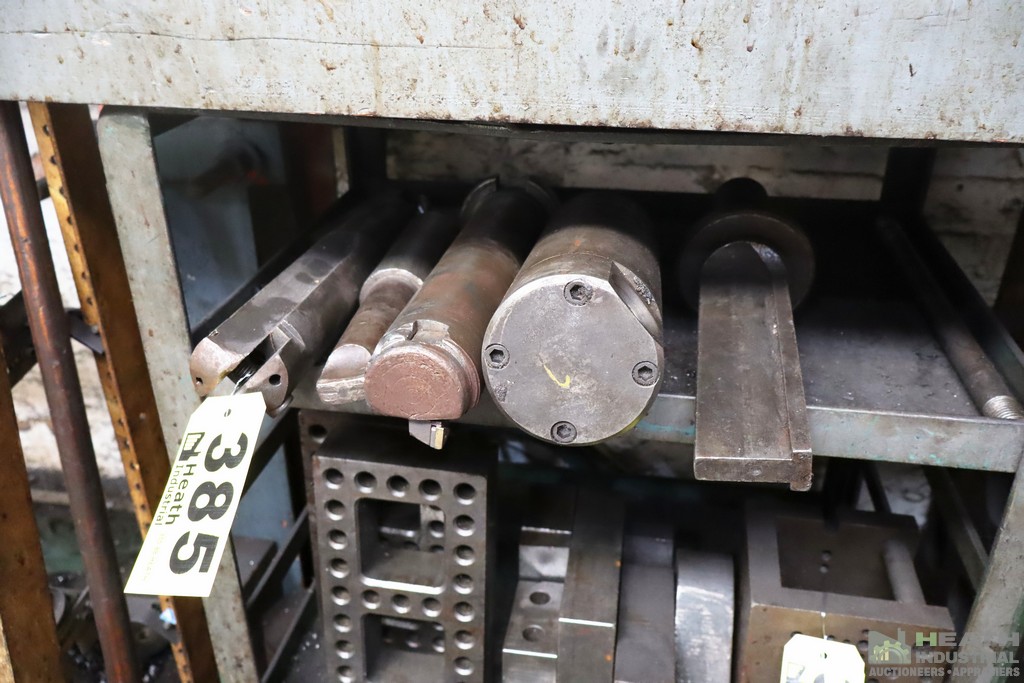 Lot 385