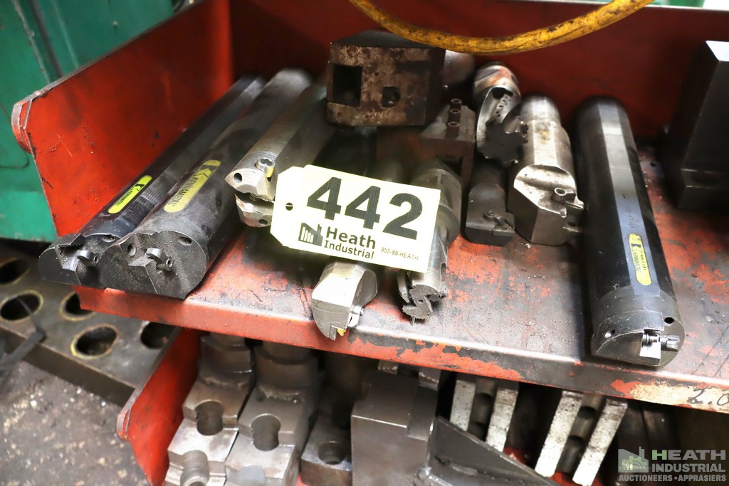 Lot 442