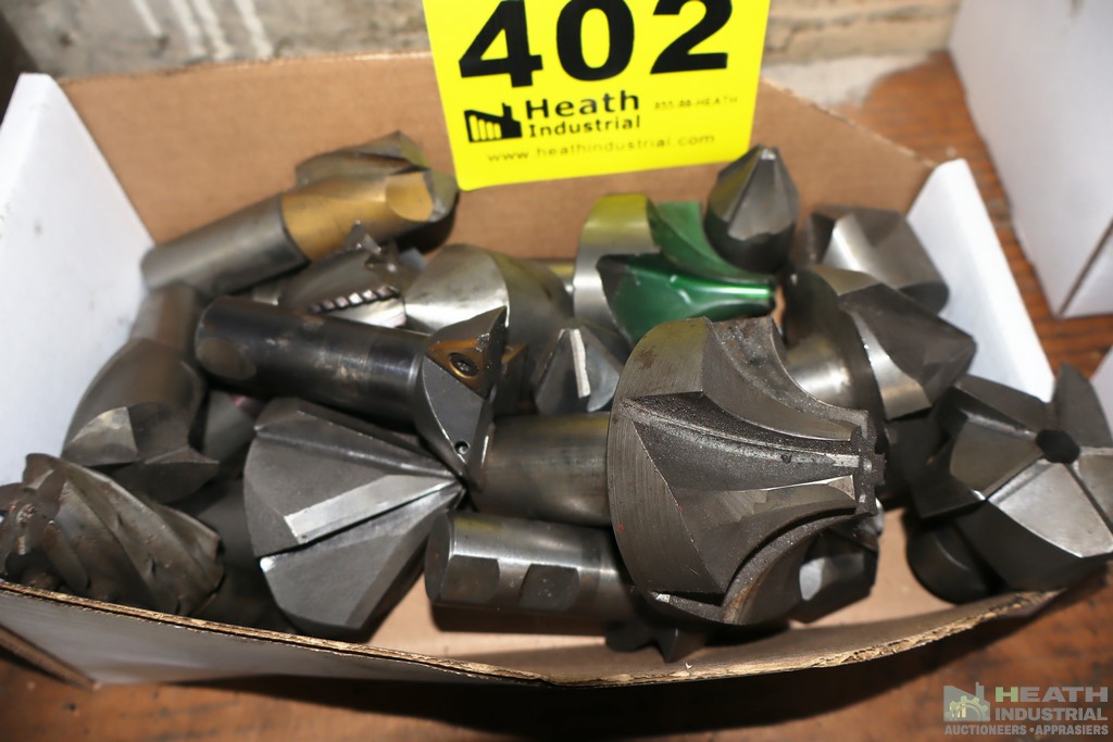Lot 402