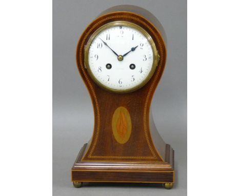 An Edwardian mahogany clock, inlaid balloon shaped mantle clock, 29cm