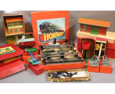 Hornby train 0 gauge items, including a Hornby passenger set No 21, boxed, water tank No 1, boxed, No 2 single arm signal, No