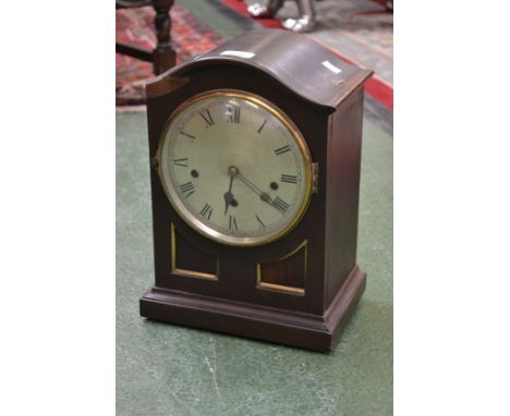 An early 20th century mahogany bracket clock (faults)