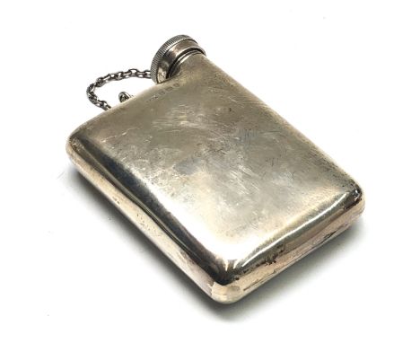 An unusual plain silver spirit flask, with threaded side cap, Birmingham 1915, 2.8oz maximum height 10cm