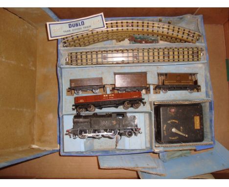 OO Gauge - Hornby Dublo - An EDG 7 Goods Train Set (P/F - BP/F)