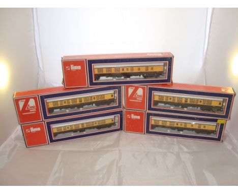 OO Gauge - Lima - A selection of Lima coaches as lotted (5)  (VG - BF/G)