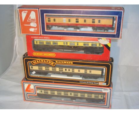OO Gauge - A group of passenger coaches by Lima, Mainline and Hornby (4) (G/VG - BG) 