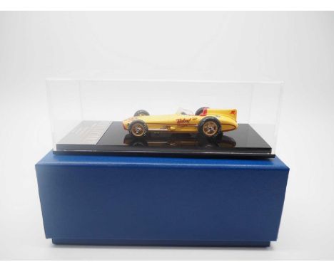 A 1:43 scale REPLICARZ R43017, ltd edition hand built resin model of the 1957 Indianapolis 500 winning Belond Special, driven