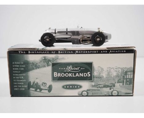 A MILESTONE MINATURES MBC7 Spirit of Brooklands hand built white metal, 1:43 scale model of a 1935 Napier-Railton, VG/E in G/