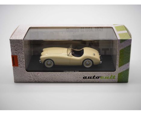 A 1:43 scale AUTOCULT #05001, ltd edition hand built resin model of a 1952 Glasspar G2, edition of 333, VG/E in G/VG perspex 