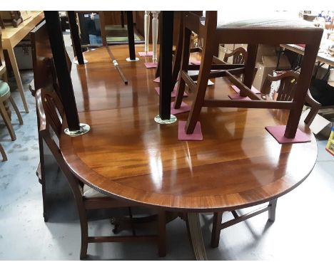 Good quality Redman &amp; Hales Georgian-style mahogany dining room suite comprising extending D end dining table with three 
