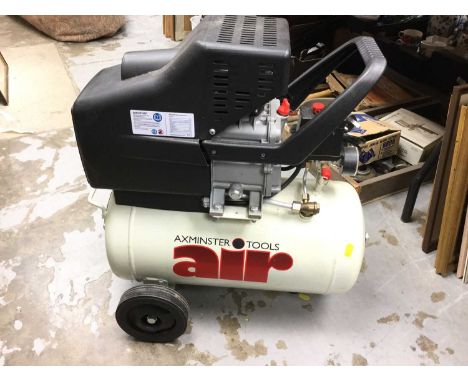 Axminster Tools portable 24 litre air compressor