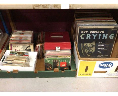 Vintage case of EP's including Sonny Terry and Brownie McGhee, Louis Bellson, Ray Charles, Dizzy Gillespie etc, together with