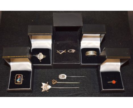 Silver Jewellery - Paul Smith ring; others, moon, stone set, etc; a 9ct gold topped heart stick pin; etc 