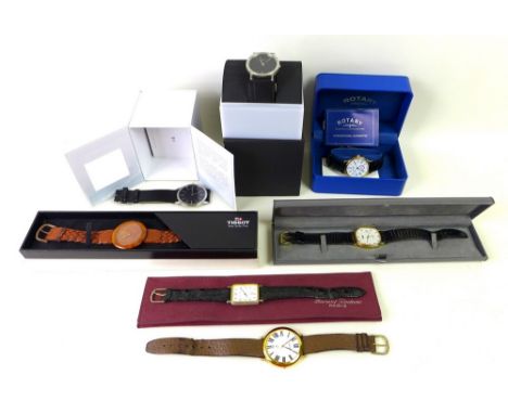 A collection of gentleman's watches including a Longines Les Grandes Classique quartz wristwatch, date aperture to pinstripe 