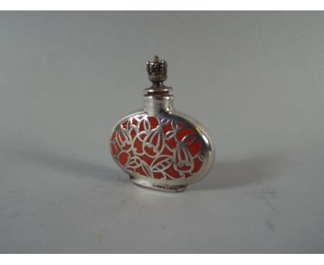A Pretty Oval Silver and Enamel Scent Bottle with Crown Finial to Cork Stopper. Stamped 1000/1000. 5cm High
