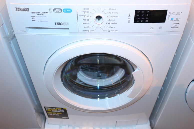1 x ZANUSSI LINDO 1000 DIGITAL DISPLAY UNDER THE COUNTER WASHING